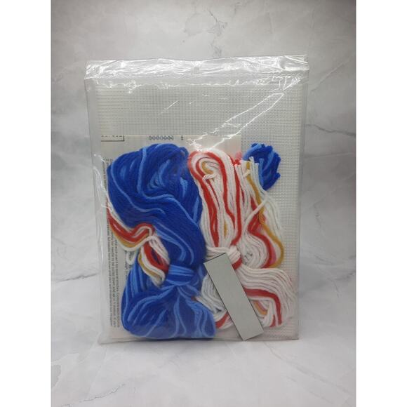 Studio 12 Plastic Canvas Needlepoint Kit Country Hen Magnets and Basket - Picture 7 of 7